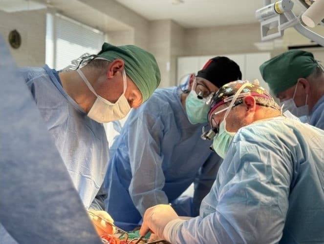 Чеські хірурги прооперували 12 пацієнтів у Львові