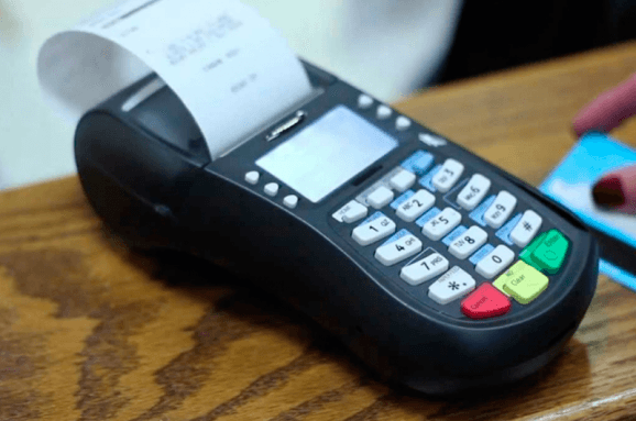 ПриватБанк відмовився від обов’язкових чеків у POS-терміналах