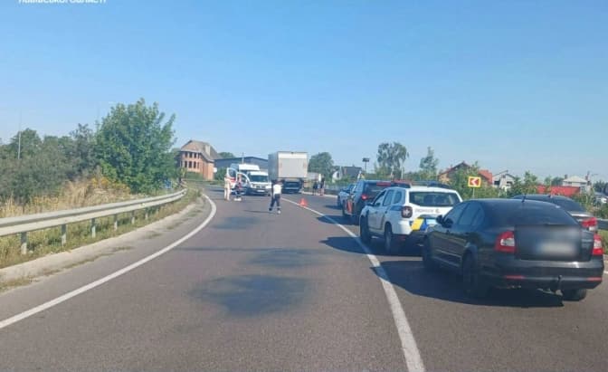 Через смертельну ДТП на Львівщині рух до кордону ускладнено