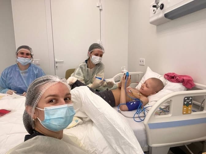 Медики у Львові провели трансплантацію кісткового мозку 11-річній дівчинці з Донеччини