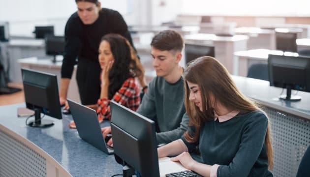 Вступ після 25 років: в Україні працюють над обмеженням відстрочок для студентів