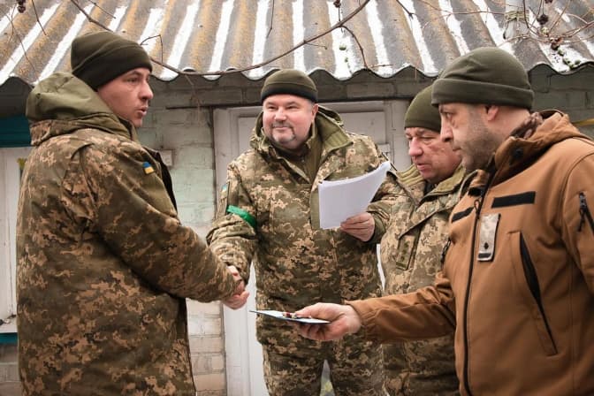 Львівські воїни отримали почесні нагороди від Залужного