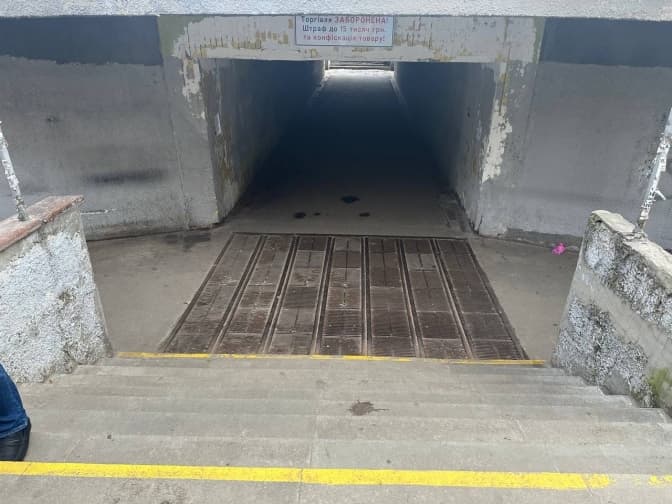 Перехід на Оболоні звільнили від стихійної торгівлі