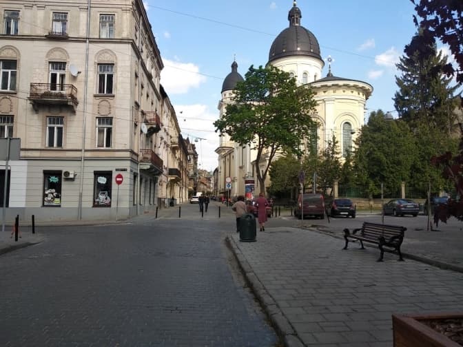 Львів до 19 червня знову без послаблень та Covid-19 у Зеленської. Головне за ніч і минулу добу