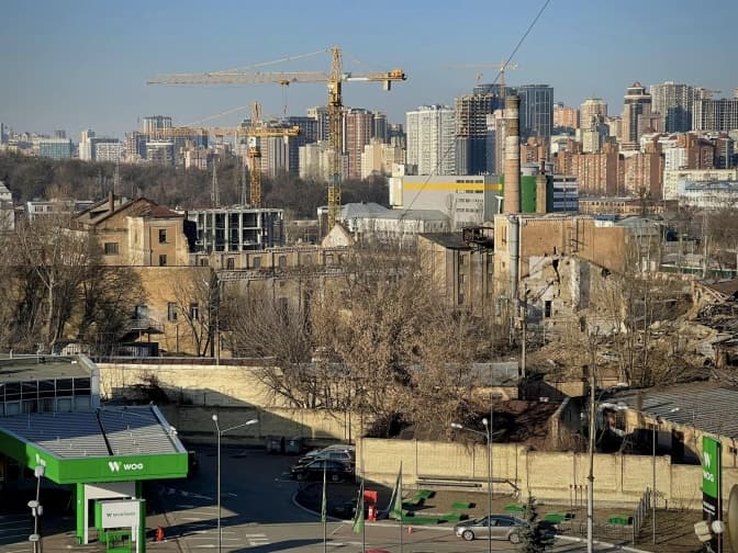 У Києві розбирають історичні будівлі пивзаводу Шульца