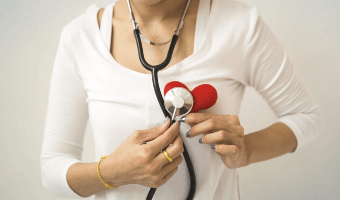 Чи впливає спека та інші погодні умови на загострення кардіологічних захворювань