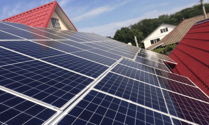 У Львові хочуть встановити сонячні електростанції: де саме