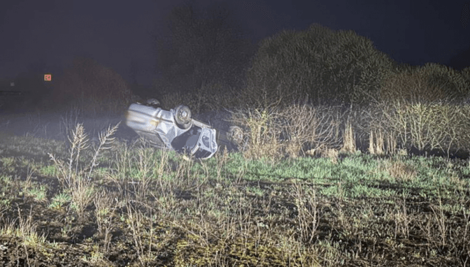 19-річний п'яний водій на Львівщині спричинив ДТП. Двоє людей постраждали