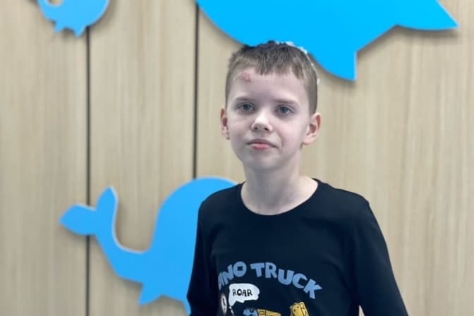 Львівські медики видалили пухлину мозку 8-річному хлопчику та вилікували епілепсію