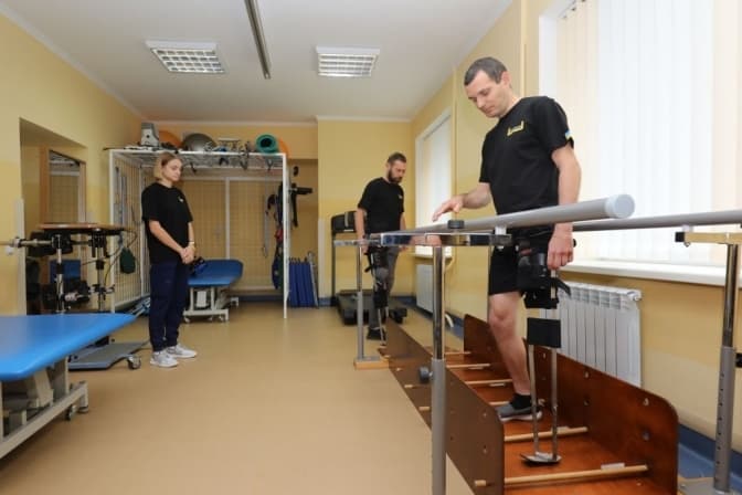 У Львові відкрили мобільну майстерню протезування