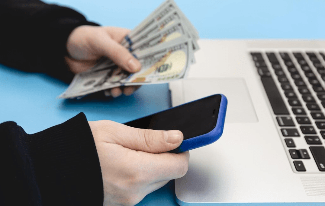 Як інтернет-сервіси допомагають моніторити курси валют і чому це важливо