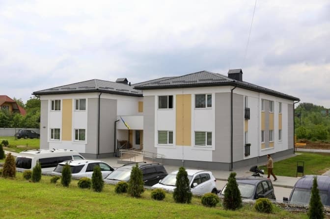 На Львівщині збудували каркасний будинок для переселенців: фото