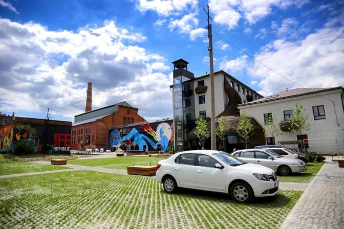 Керівницю одного з підприємств групи «!Fest» звільнили від покарання