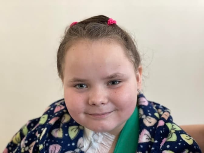 У Львові лікують 9-річну дівчинку, яка отримала поранення плеча під час артобстрілу