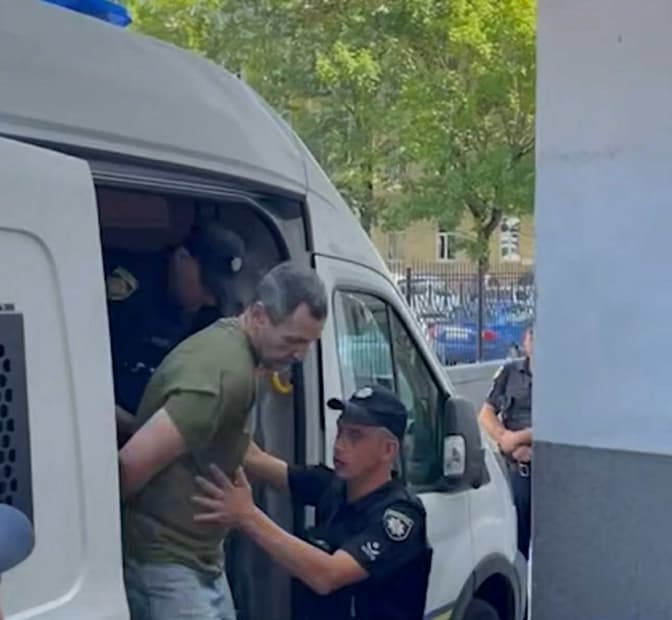 Скриншот з відео Суспільного