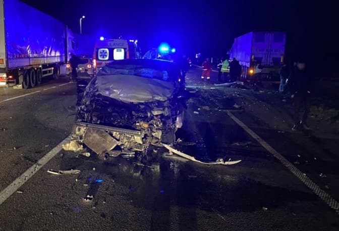 У аварії на Львівщині загинули двоє осіб, ще п'ятеро постраждали