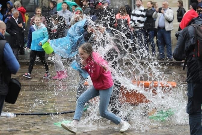 Сьогодні – обливаний понеділок. Цікаві факти про свято