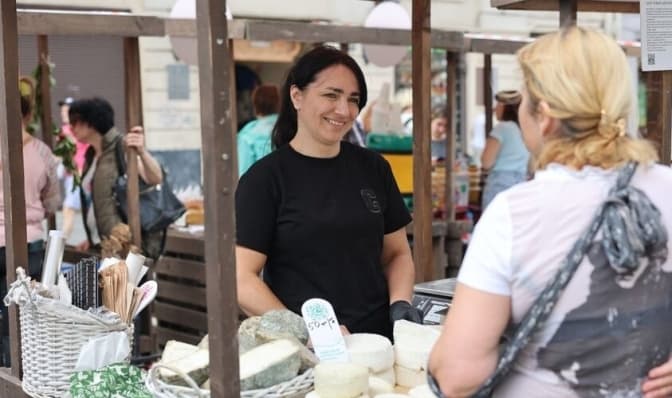 У Львові стартує шостий сезон фермерського ярмарку. Коли і де