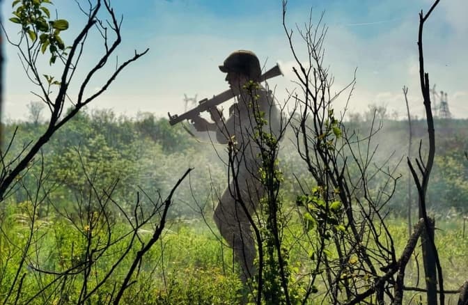 Протягом минулої доби відбулося 23 зіткнення з ворогом, – Генштаб