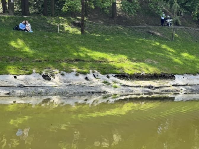 «Піскові озера» готують до наповнення водою. Чи укріплюватимуть береги