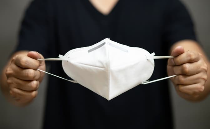 В Україні за добу підтвердили 11 тисяч випадків коронавірусної інфекції. Статистика