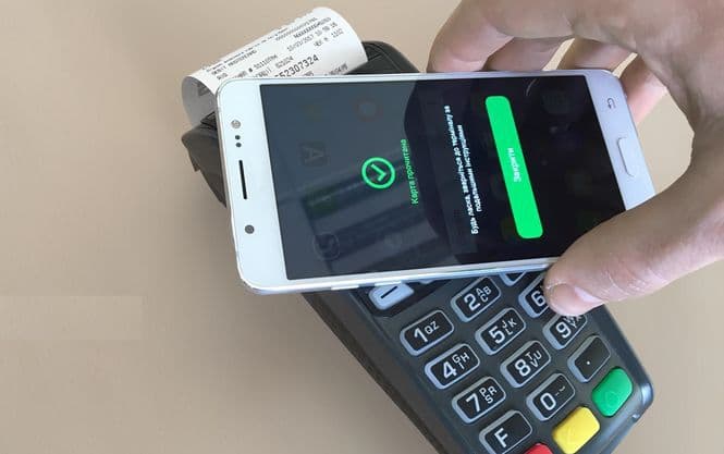 Apple Pay тепер доступний клієнтам будь-якого українського банку