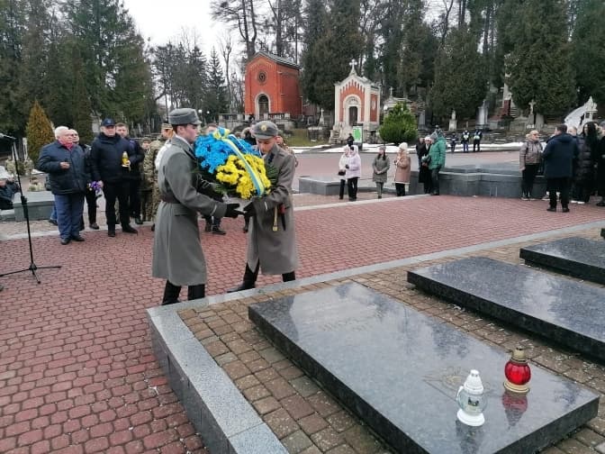 У Львові вшанували пам’ять Героїв Крут. Фото