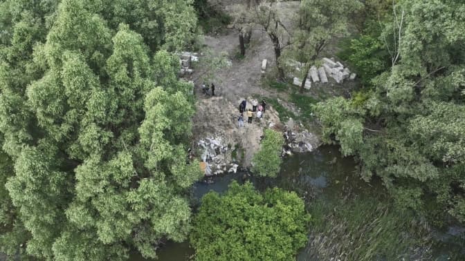 У Деснянському районі Києва розчистили озеро Кругле