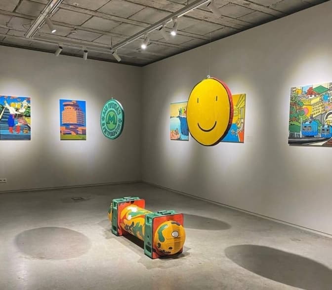 Фото: Бібліотека на Межигірській