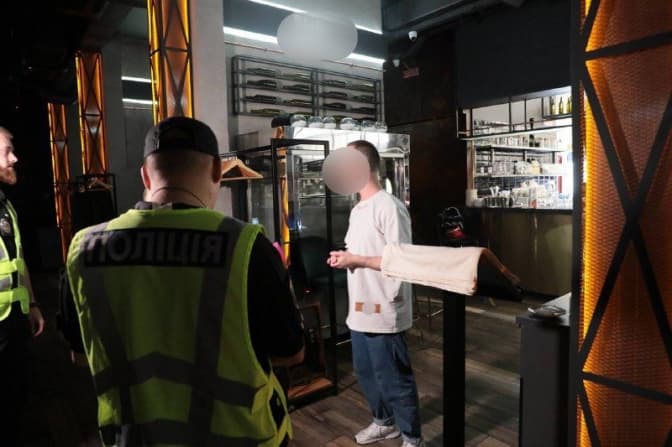 Кличка просять дозволити роботу ресторанів до 23 години