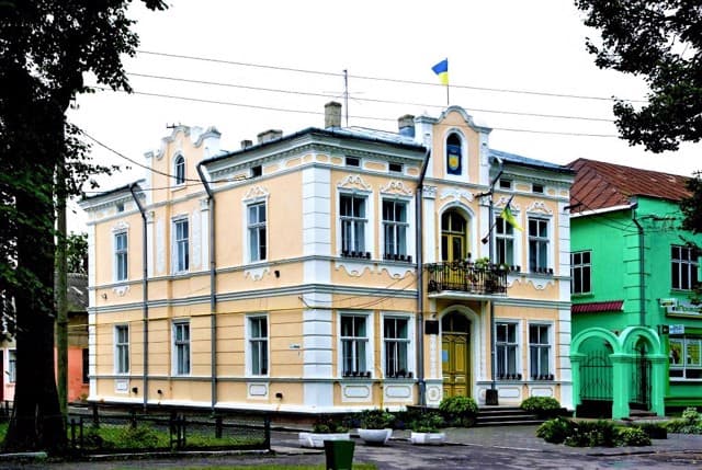 Куди поїхати на вихідні зі Львова. До затишного міста графів Бадені