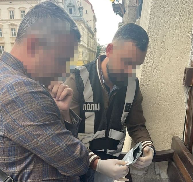 В поліції повідомили деталі затримання керівника львівського комунального підприємства
