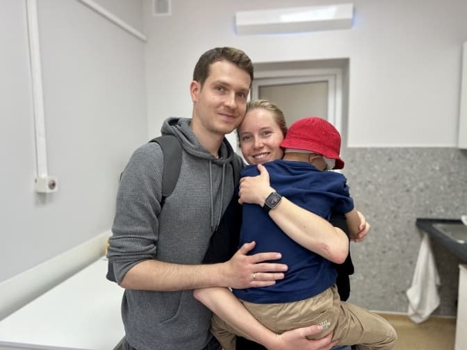 Львівські офтальмологи прооперували 8-річного хлопчика із патологією