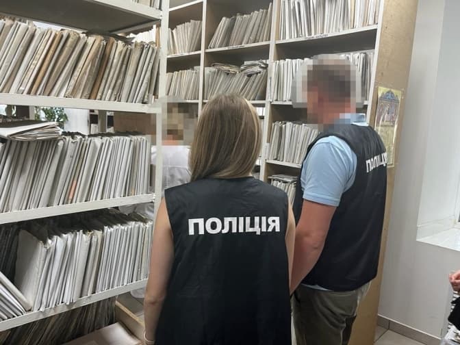 Поліція повідомила результати масових обшуків у ТЦК