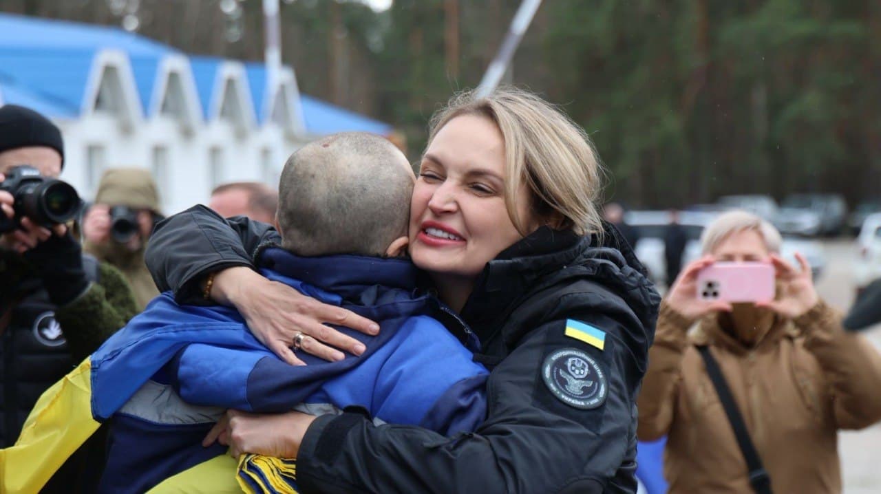 Звільнені з полону 11 квітня / фото: Координаційний штаб