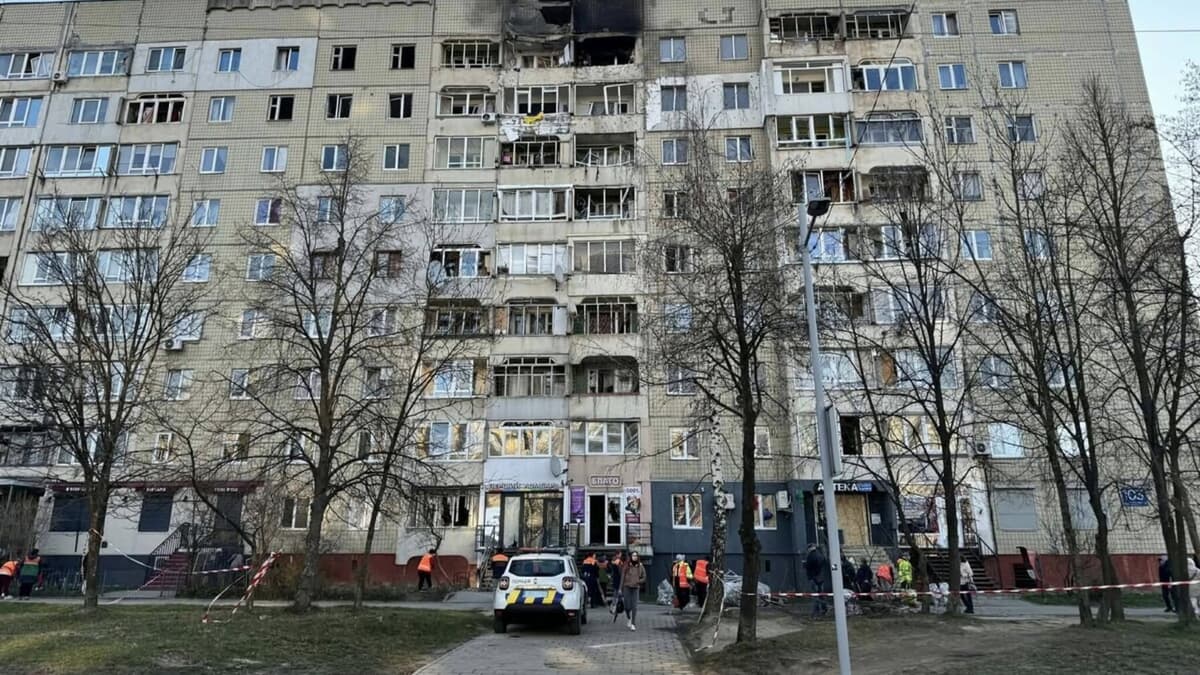 Сьогодні мешканці Сихова можуть отримати консультації та компенсації за пошкоджене житло