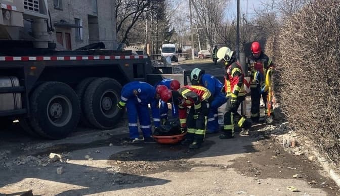 Кількість жертв внаслідок удару дронами на Київщині зросла