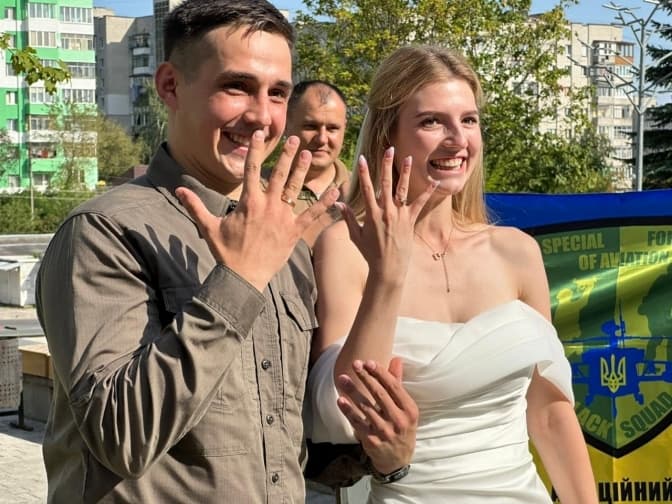 У львівській лікарні одружився 26-літній військовослужбовець