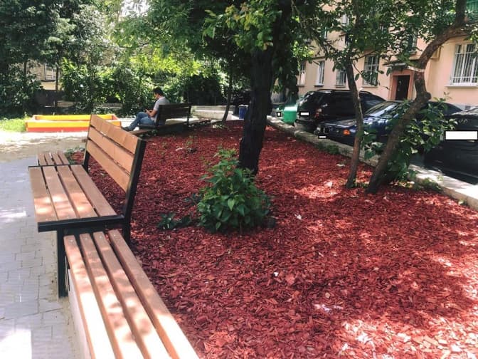 У центрі Львова облаштували два подвір’я. Фото