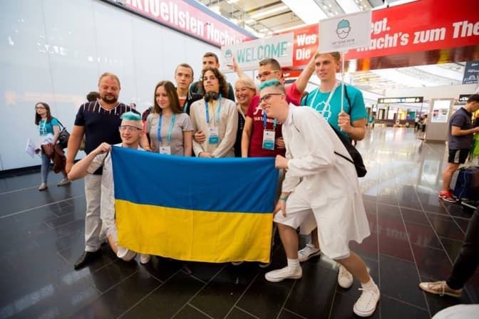 Львівські школярі отримали нагороди на міжнародній олімпіаді з хімії та фізики. Фото