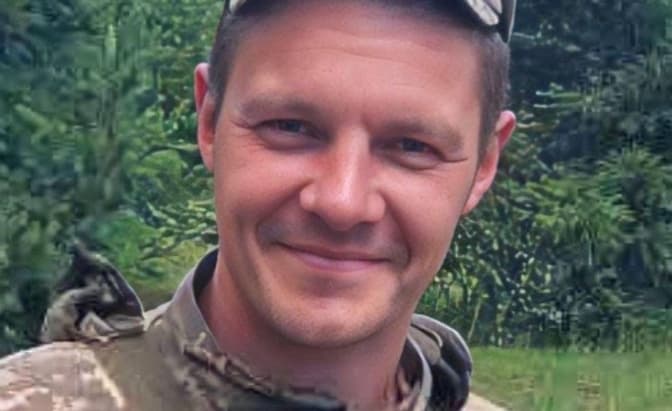 У Львові попрощаються із загиблим на війні захисником Дмитром Роратом. Ким він був