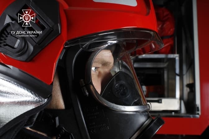 У Львові врятували 76-річну жінку з задимленої квартири, де сталася пожежа