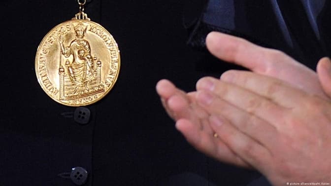 Український народ відзначили премією за захист європейських цінностей