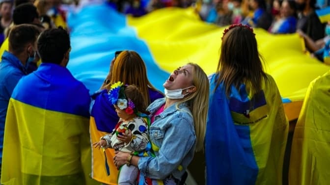 Як убезпечитись від росіян за кордоном та $55 млн на опалювальний сезон в Україні. Підсумки доби