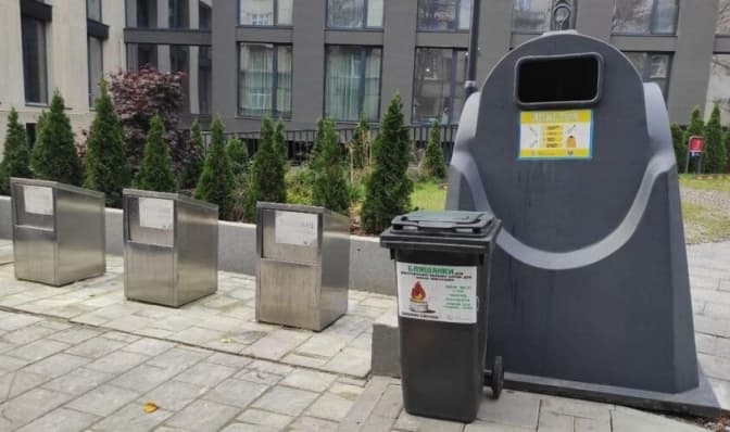 Де у Львові є контейнери для збору бляшанок для окопних свічок