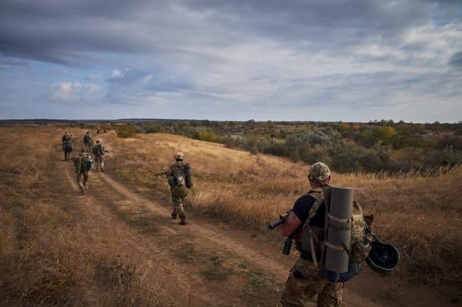 На декількох напрямках фронту ворог веде безуспішні штурмові дії за підтримки авіації