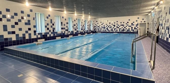 У Винниках у школі запрацював басейн та два спортзали