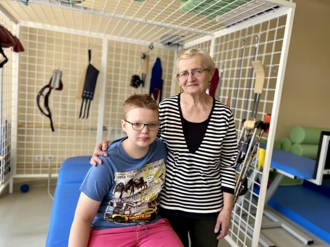 Львівські медики поставили на ноги підлітка, який страждає від амфізіозу