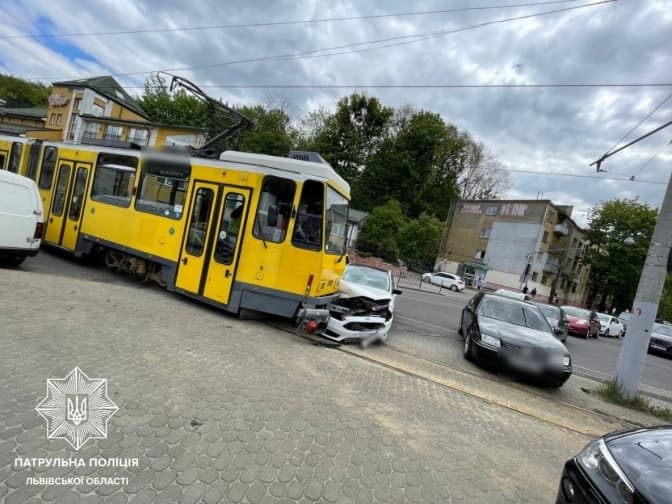 Фото: патрульна поліція Львівської області