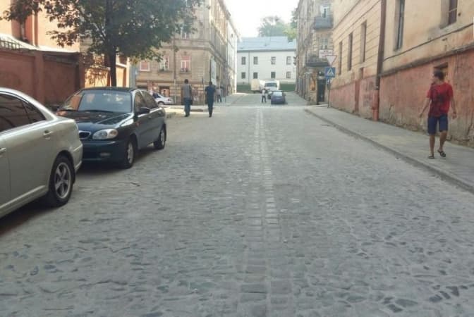 У Львові вулицю Детька відкрили для проїзду